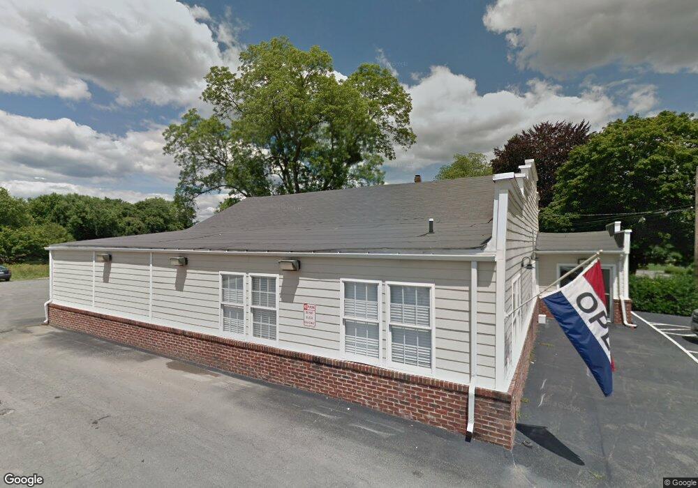 6 E Loudoun St, Round Hill, VA 20141 - photo 1