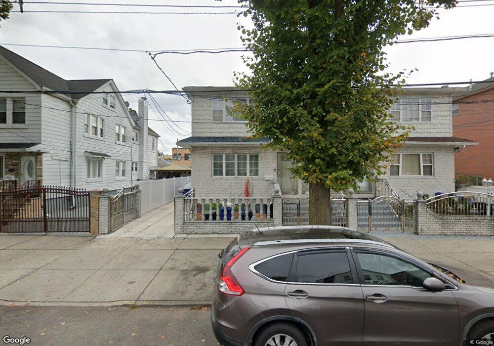 10317 97th St, Ozone Park, NY 11417 - photo 1