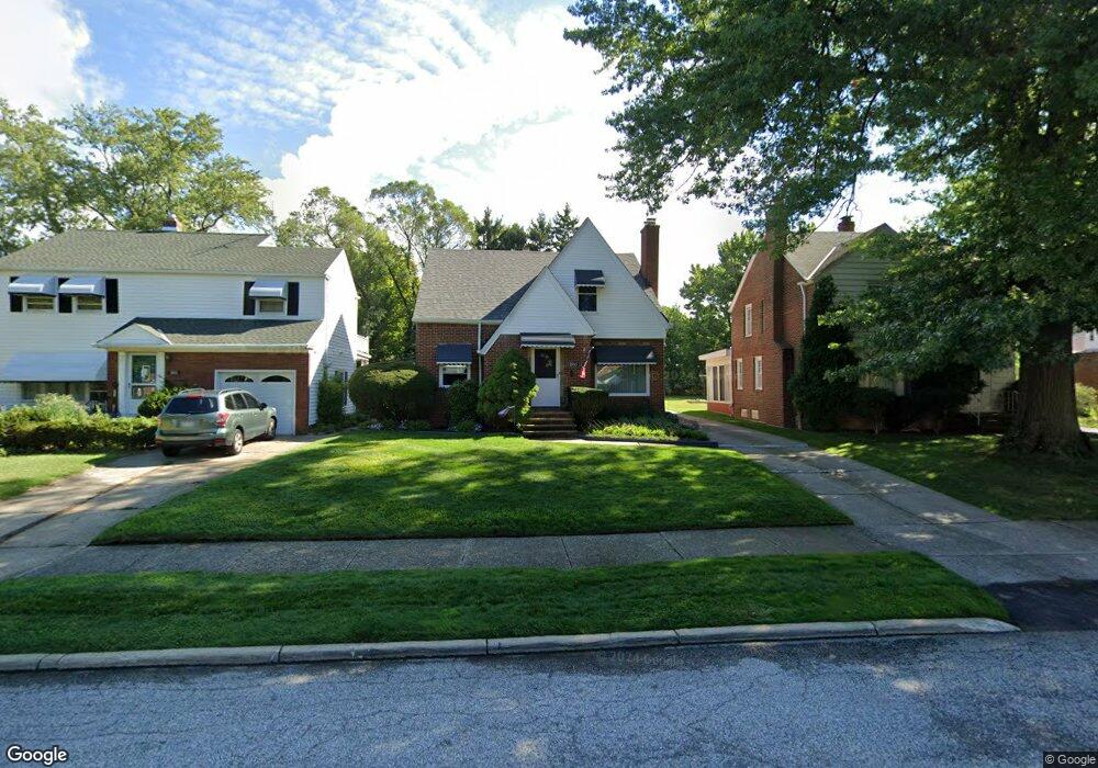 1805 Idlehurst Dr, Euclid, OH 44117 - photo 1