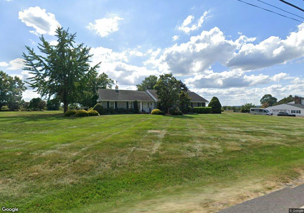 568 Godshall Rd, Telford, PA 18969 - photo 1