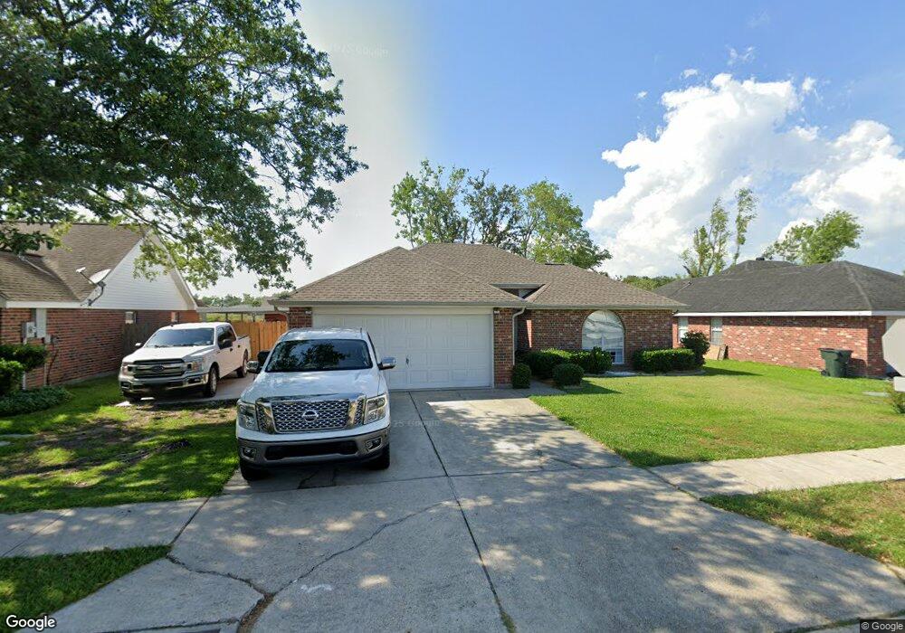 319 Cavaness Dr, Houma, LA 70364 - photo 1
