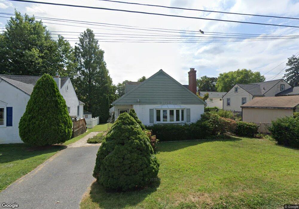 218 Walnut Rd, Wallingford, PA 19086 - photo 1