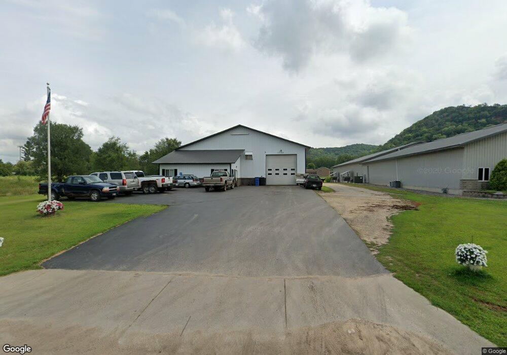 1720 Wilkie Dr, Winona, MN 55987 - photo 1