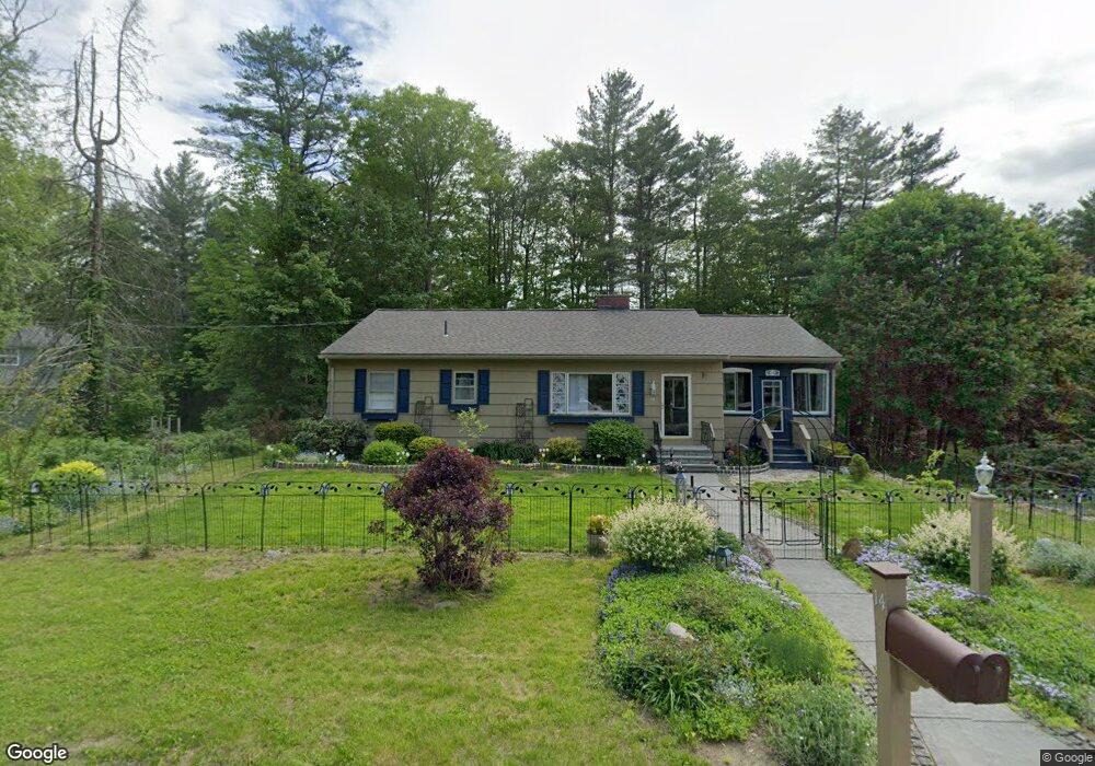 14 Apple Tree Ln, Manchester, ME 04351 - photo 1