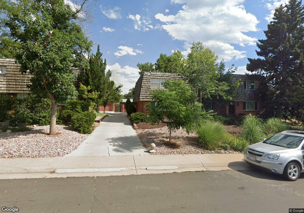 1051 Chambers Ct, Aurora, CO 80011 - photo 1