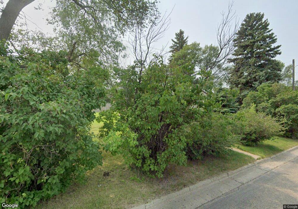 1218 3rd Ave NE, Jamestown, ND 58401 - photo 1