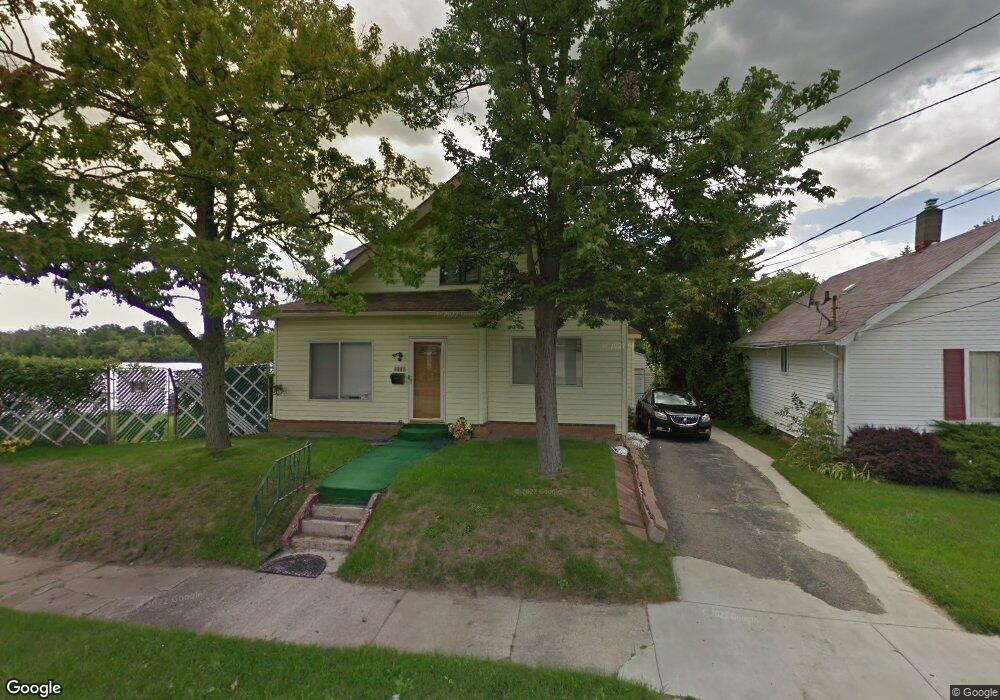 2118 Dwight Ave, Flint, MI 48503 - photo 1