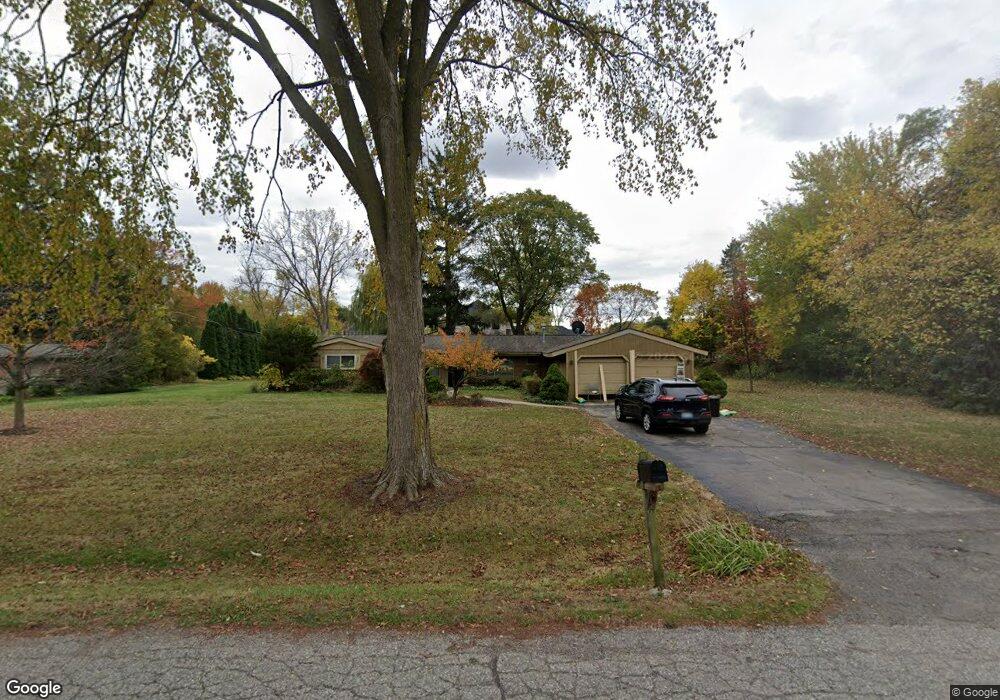 3570 Shallow Brook Dr, Bloomfield Hills, MI 48302 - photo 1