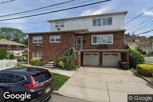 4 Jackson Ave, South Hackensack, NJ 07606