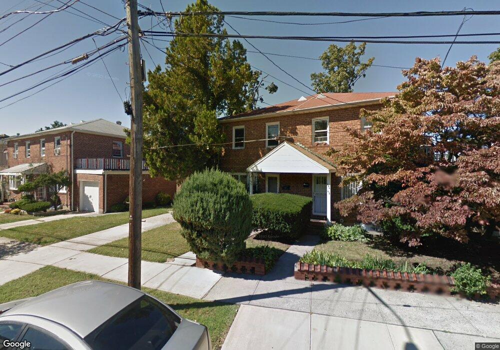 19803 Carpenter Ave, Hollis, NY 11423 - photo 1