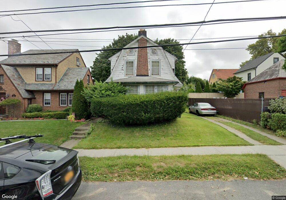 3231 169th St, Flushing, NY 11358 - photo 1