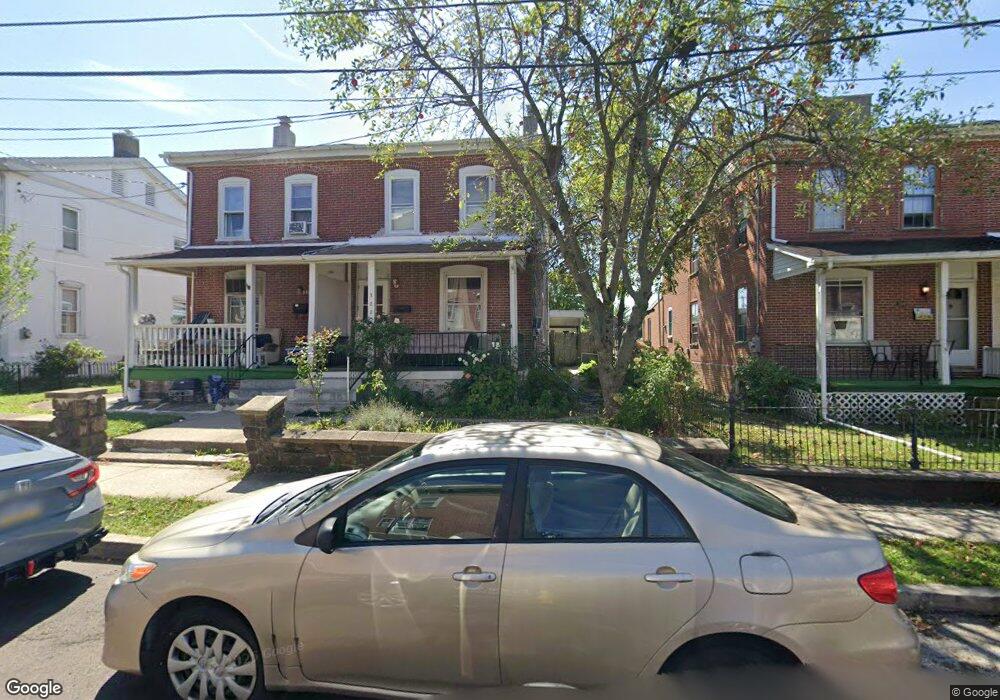 302 W 5th St, Lansdale, PA 19446 - photo 1