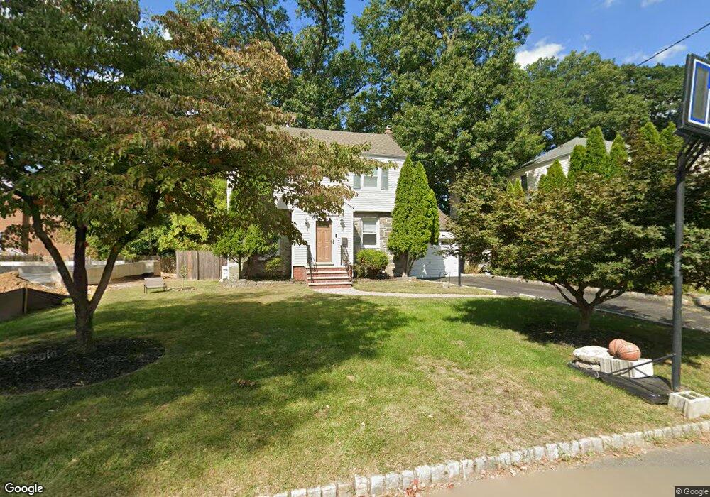 7 Briar Cliff Rd, Livingston, NJ 07039 - photo 1