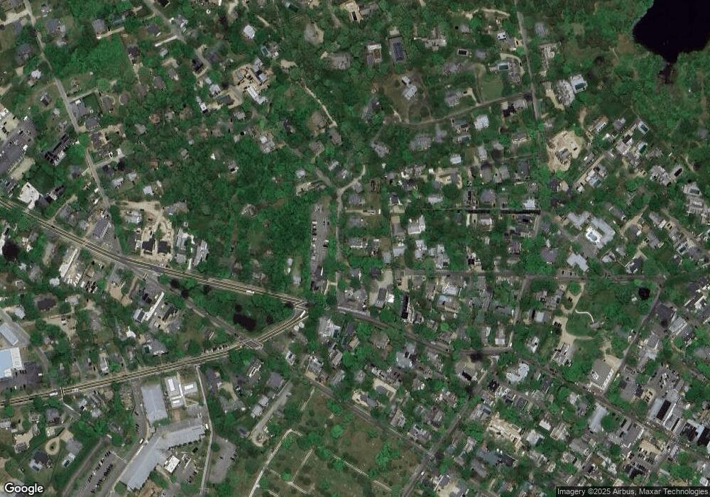 11 Pine St, Edgartown, MA 02539 - photo 1