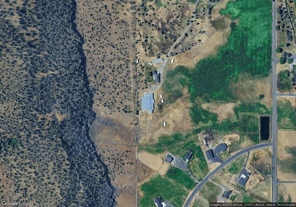 5955 NE 5th St, Redmond, OR 97756 - photo 1