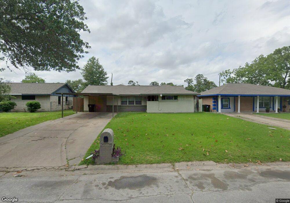 7229 Gore Dr, Houston, TX 77016 - photo 1