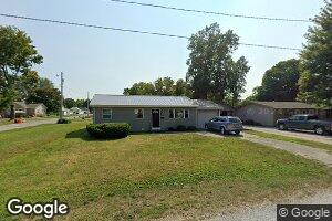 809 W Hunter St, Sullivan, IL 61951
