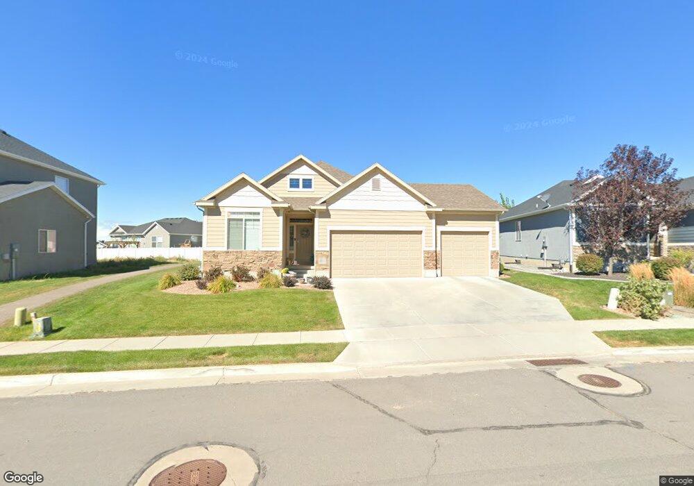 490 S Harmony Dr unit 135, Layton, UT 84041 - photo 1