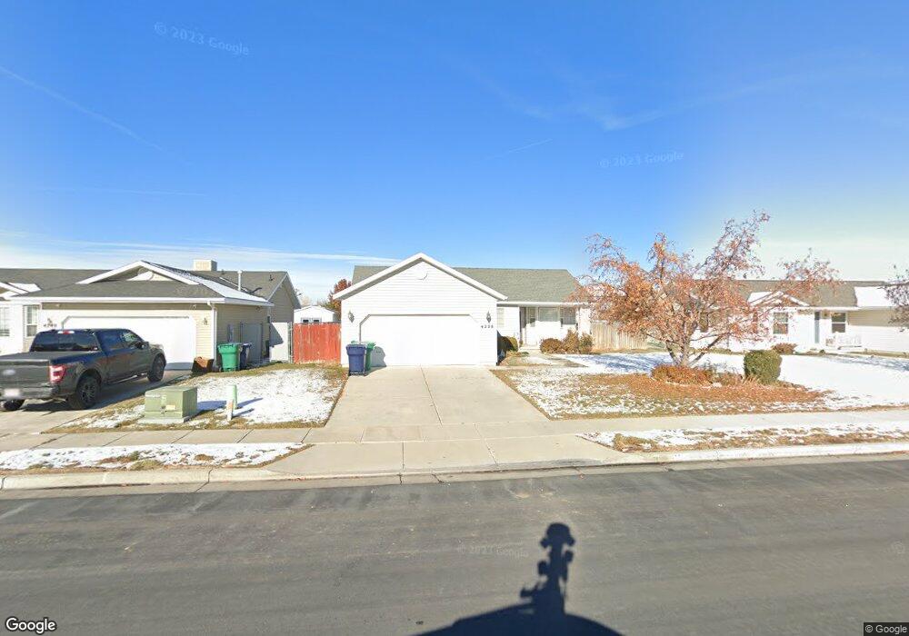 4228 W 5250 S unit 9, Roy, UT 84067 - photo 1