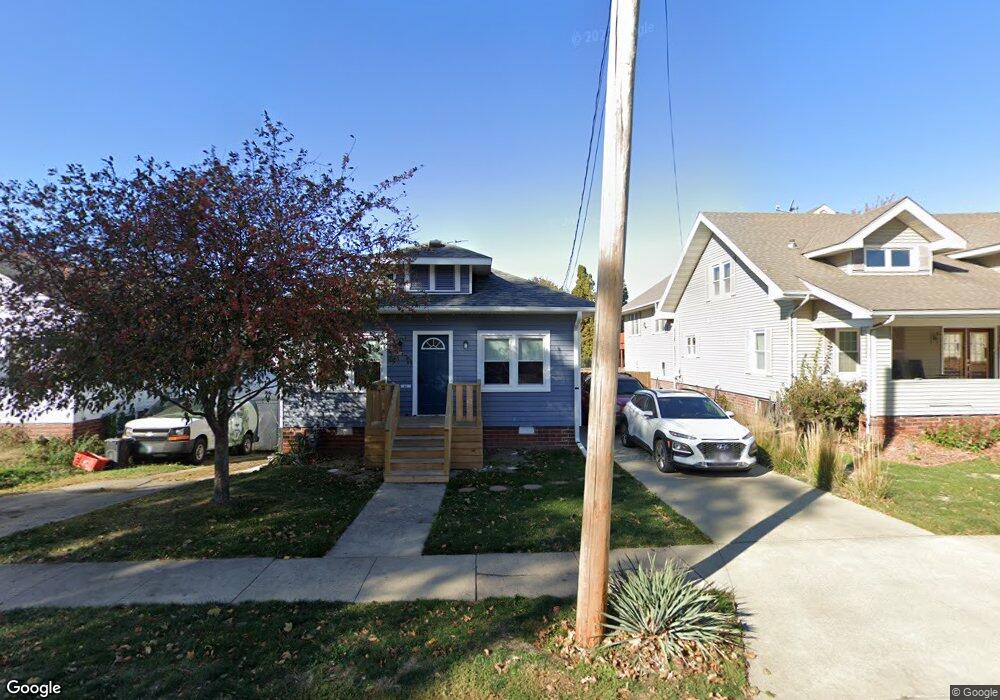 421 E 8th St S, Newton, IA 50208 - photo 1