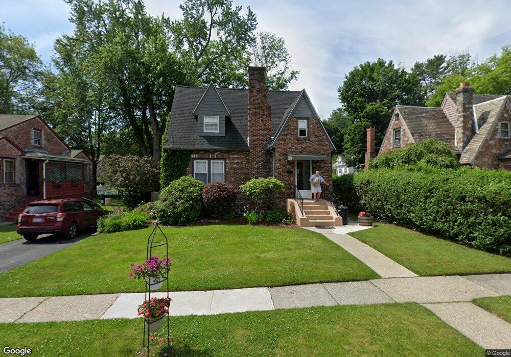 9 Dorset St, Worcester, MA 01602 - photo 1