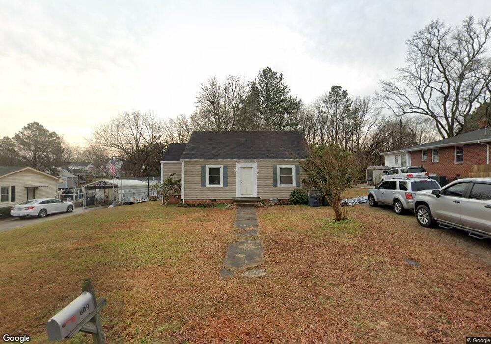 609 Cherry St, Oxford, NC 27565 - photo 1