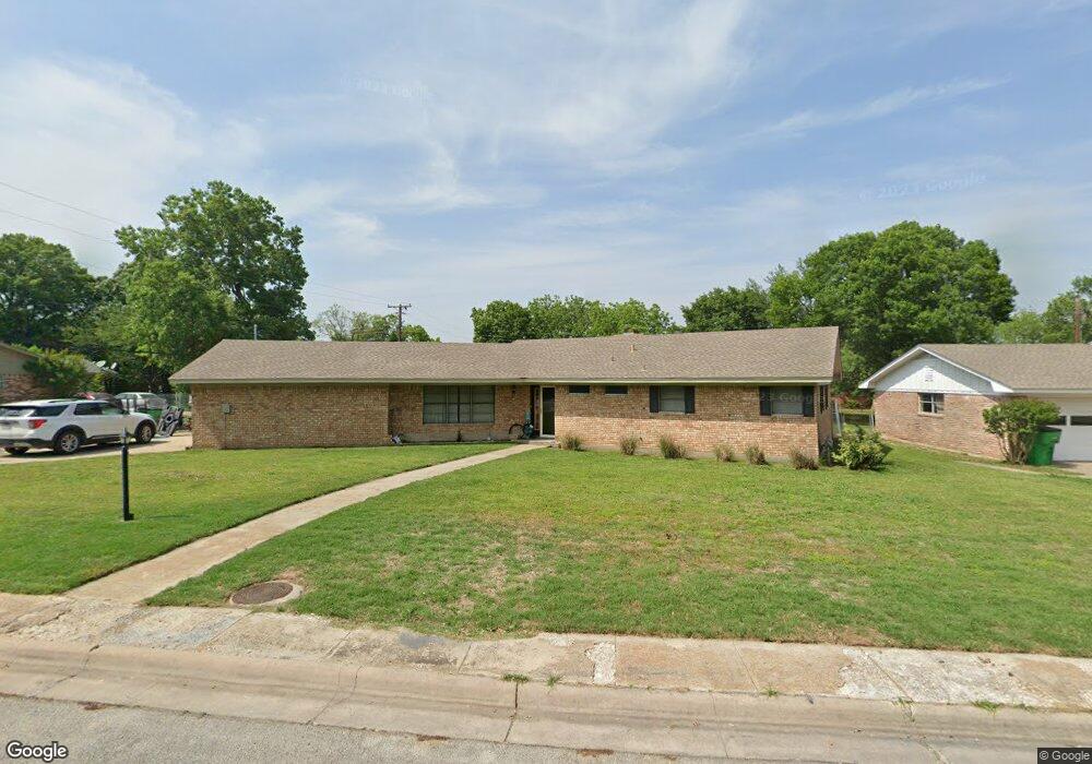 1912 Tulane Ave, Gainesville, TX 76240 - photo 1