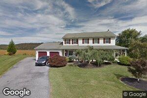 5747 Windsor Ct, Laurys Station, PA 18059