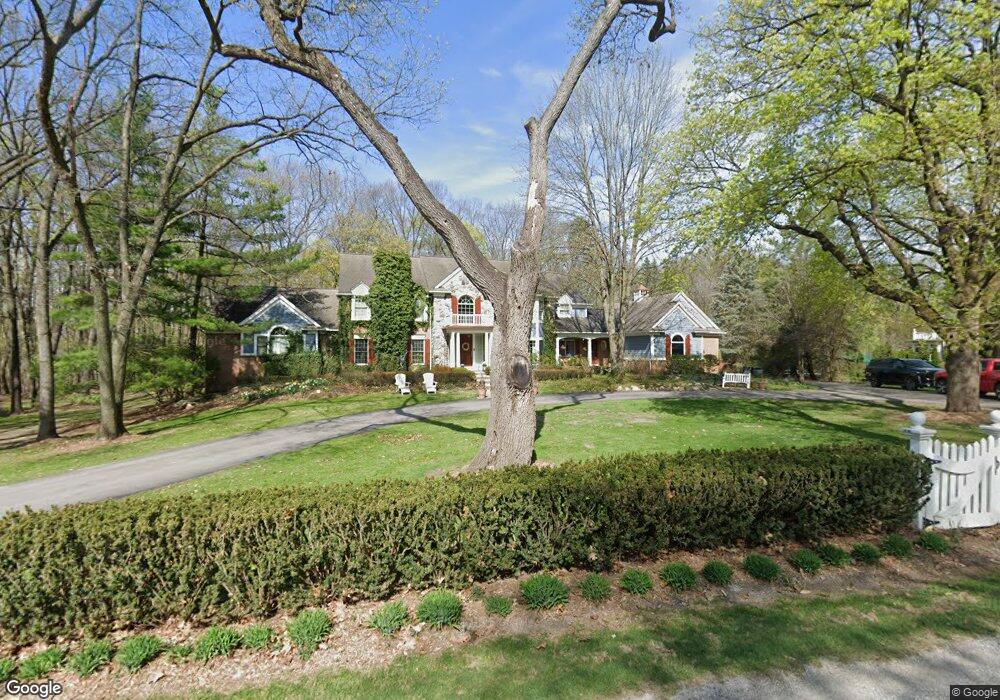 1181 Trowbridge Rd, Bloomfield Hills, MI 48304 - photo 1