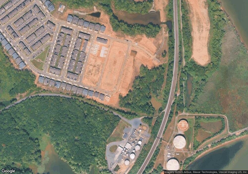 18310 Moss Garden Rd, Dumfries, VA 22026 - photo 1