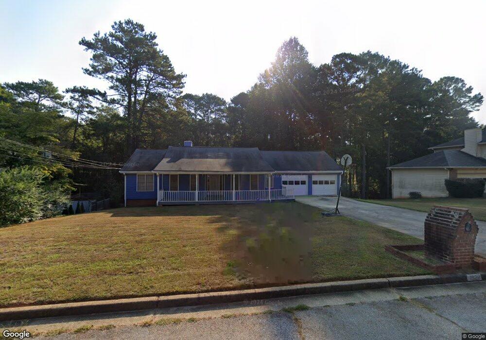 1938 Spencer Oaks Ln, Lithonia, GA 30058 - photo 1