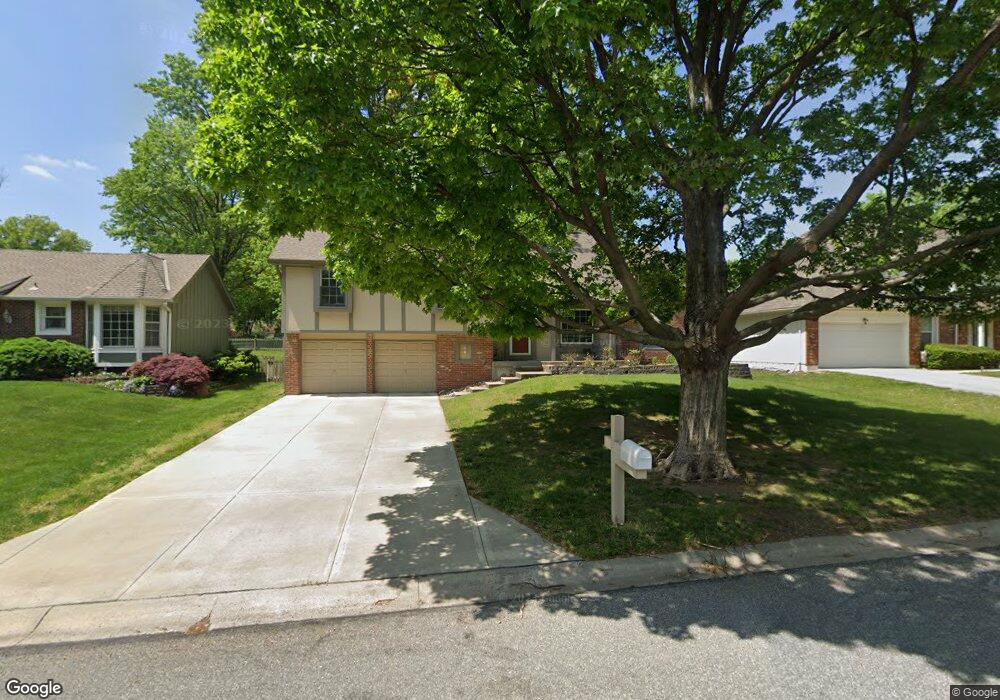 10500 Noland Rd, Lenexa, KS 66215 - photo 1