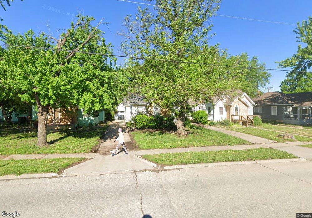 625 SW MacVicar Ave, Topeka, KS 66606 - photo 1