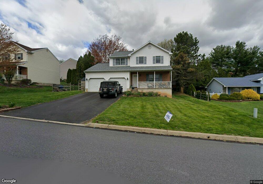 817 Whitner Rd, Reading, PA 19605 - photo 1