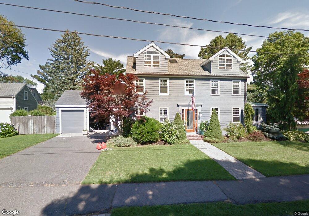 52 Orchard St, Marblehead, MA 01945 - photo 1