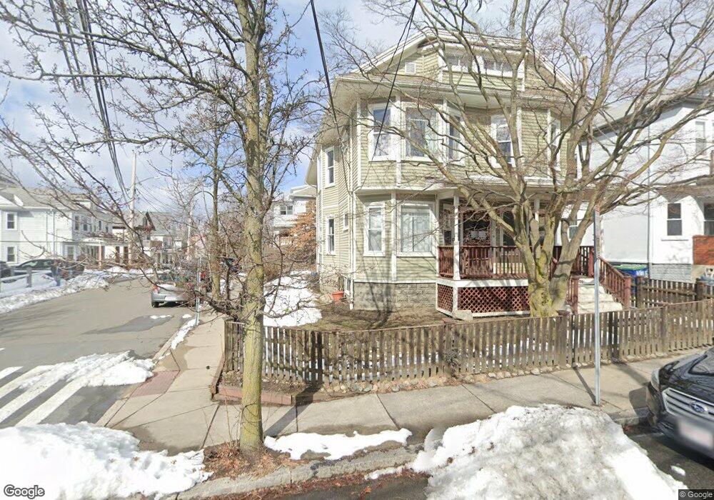 111 W Adams St unit 1, Somerville, MA 02144 - photo 1