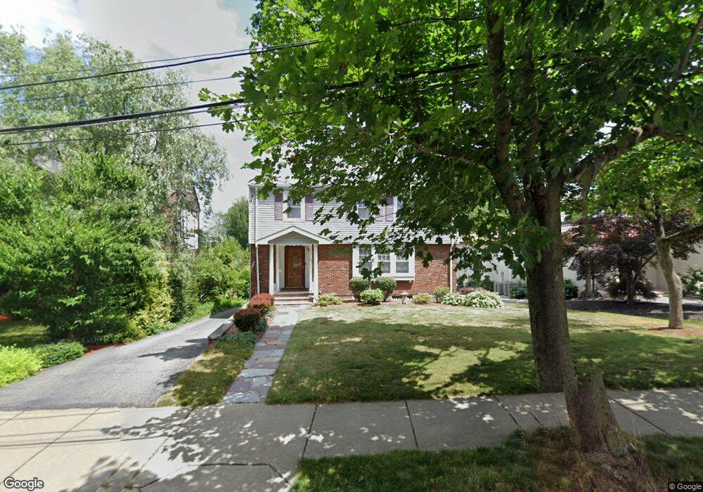 23 Algonquin Rd, Chestnut Hill, MA 02467 - photo 1