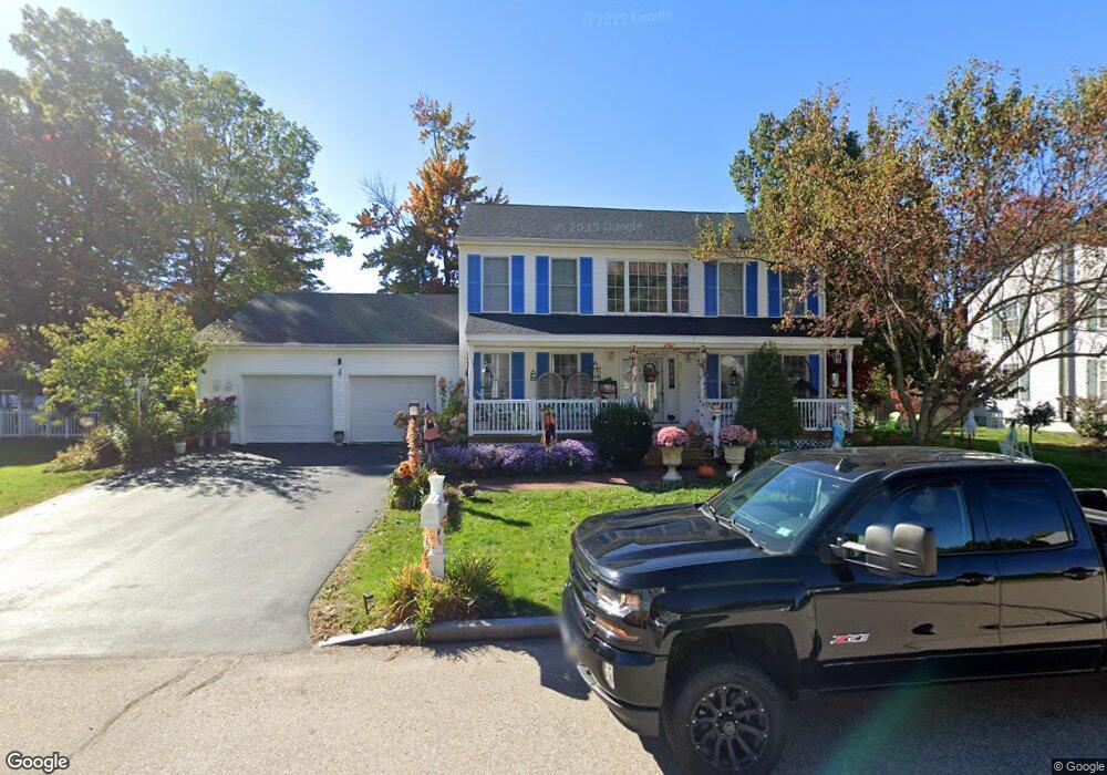 207 Stanton St, Manchester, NH 03103 - photo 1