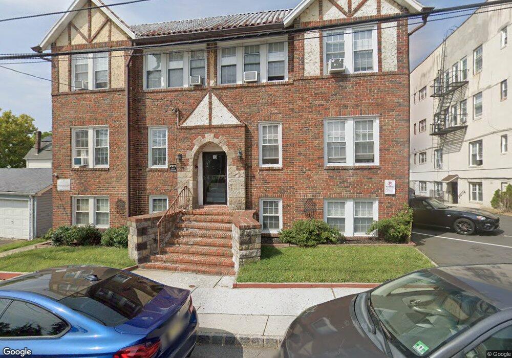 10 Evelyn Place unit 9, Bloomfield, NJ 07003 - photo 1