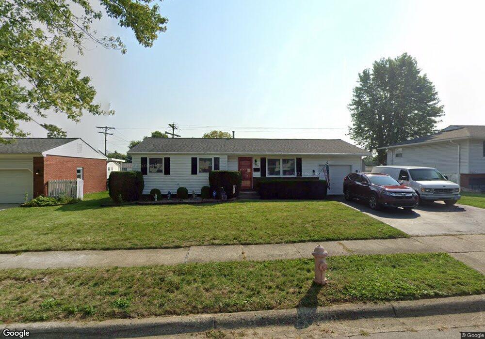 6376 Faircrest Rd, Columbus, OH 43229 - photo 1