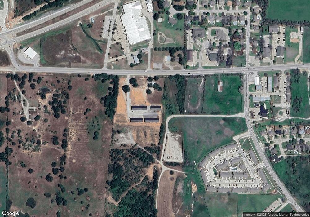 225 Westside Dr unit 200, Decatur, TX 76234 - photo 1