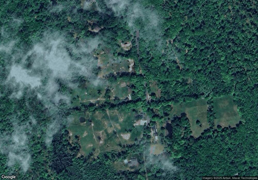 1183 Gorham Pond Rd, Dunbarton, NH 03046 - photo 1