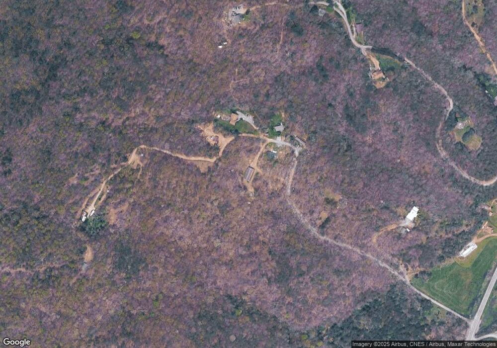 281 Buttercup Dr, Mathias, WV 26812 - photo 1