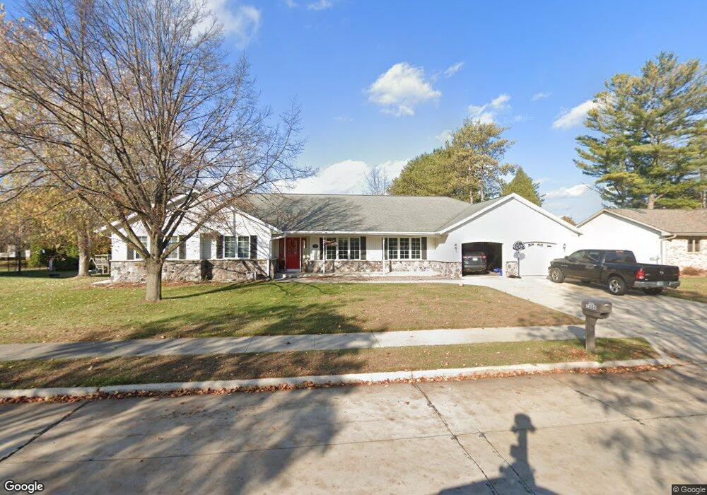 3206 44th St, Two Rivers, WI 54241 - photo 1