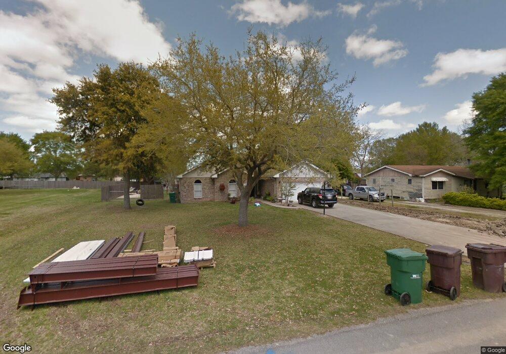 1704 Quail Ln, Lake Charles, LA 70605 - photo 1