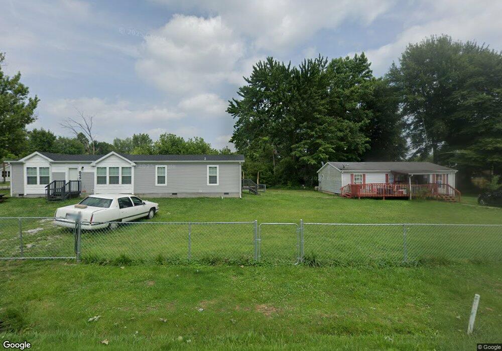 849 N 3rd St, Austin, IN 47102 - photo 1