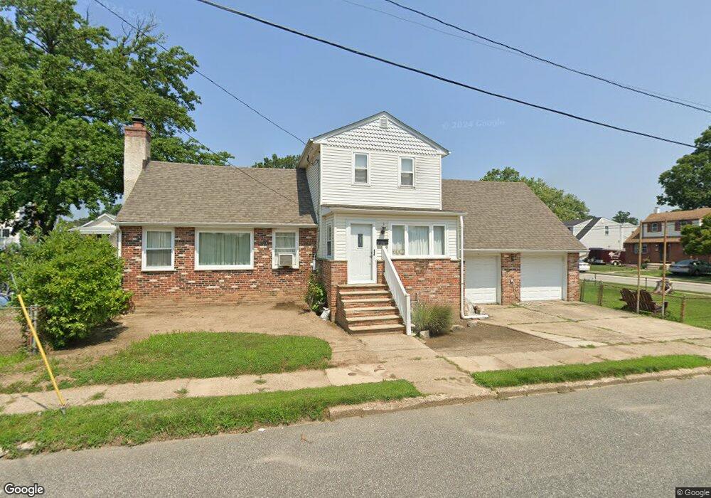 447 Gorsuch St, Folsom, PA 19033 - photo 1