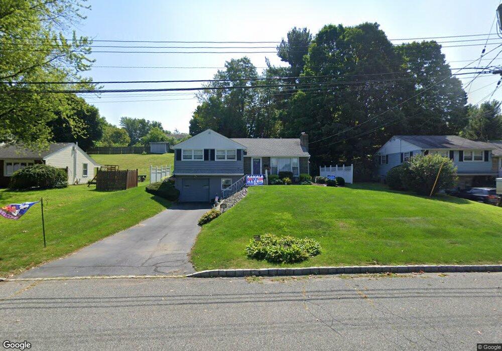 710 Franklin St, Belvidere, NJ 07823 - photo 1
