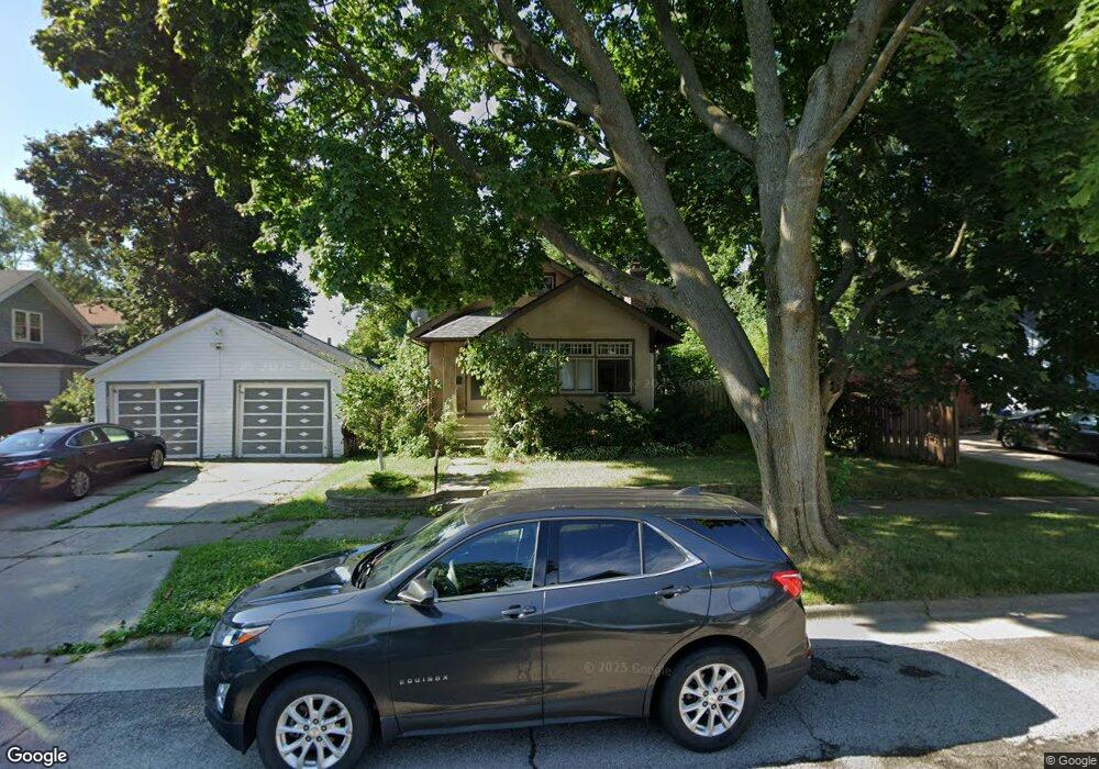 611 Massena Ave, Waukegan, IL 60085 - photo 1