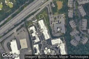 1000 Royal Ct Unit 1201, North Hills, NY 11040
